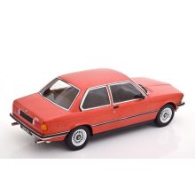 BMW 323i (E21)