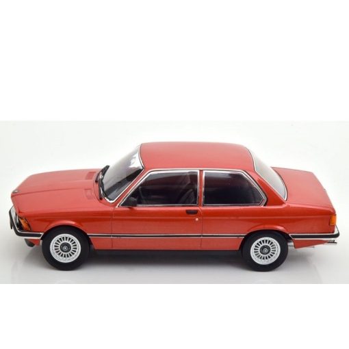 BMW 323i (E21)