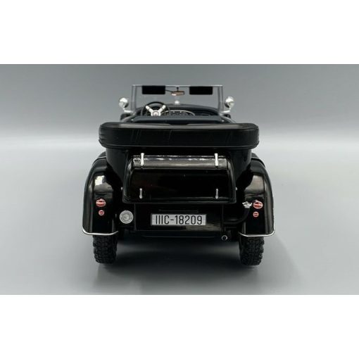 Mercedes Benz G4