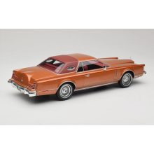 Lincoln Continental Mark V