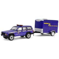 2001 Jeep Cherokee with Small Cargo Trailer
