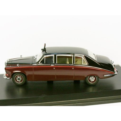 Daimler DS420 Limousine (Queen Mother)