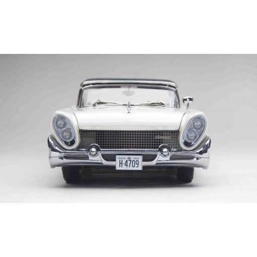 Lincoln Continental MKIII Close Convertible     