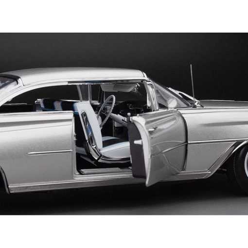 Oldsmobile 98 hard top