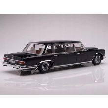 Mercedes Benz 600 LWB Pullman (W100)