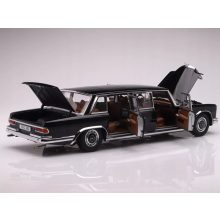 Mercedes Benz 600 LWB Pullman (W100)