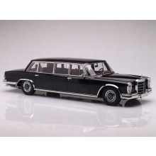Mercedes Benz 600 LWB Pullman (W100)