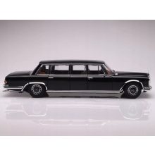 Mercedes Benz 600 LWB Pullman (W100)