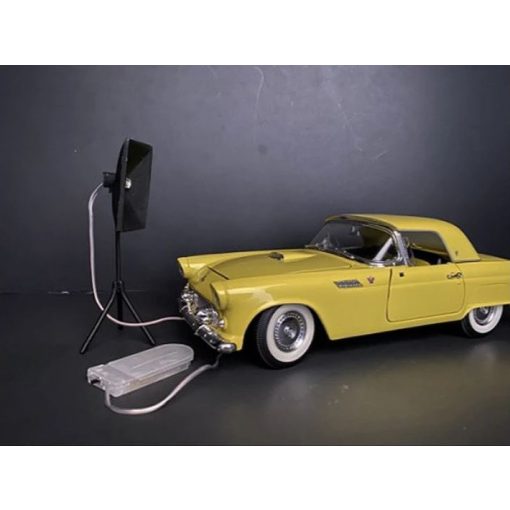 American Diorama Photographer Lighting Kit (set of 2)