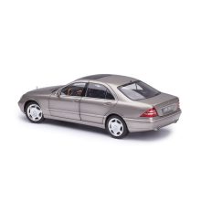 Mercedes Benz S-Class S600