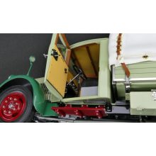 Mercedes Benz LO 2750 Truck with Tarpaulin