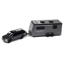 Chevrolet Tahoe with camper trailer (Police Swat)