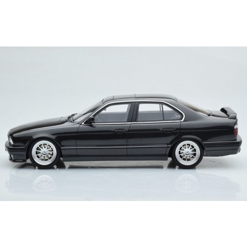 BMW Hartge H5 V12 (R34)