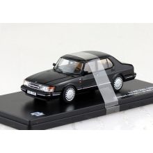 Saab 900i
