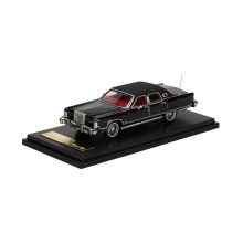 Lincoln Continental Town Car
